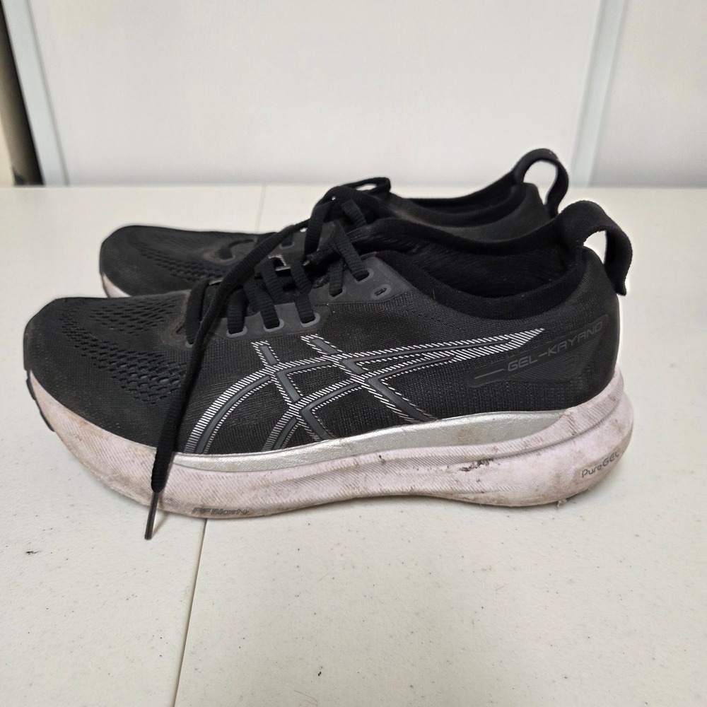 ASICS Gel-Kayano 30 Womens Running Shoes Black White Silver 1012B670 Size 8